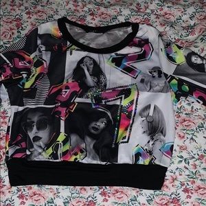 Graphic long sleeve crop top